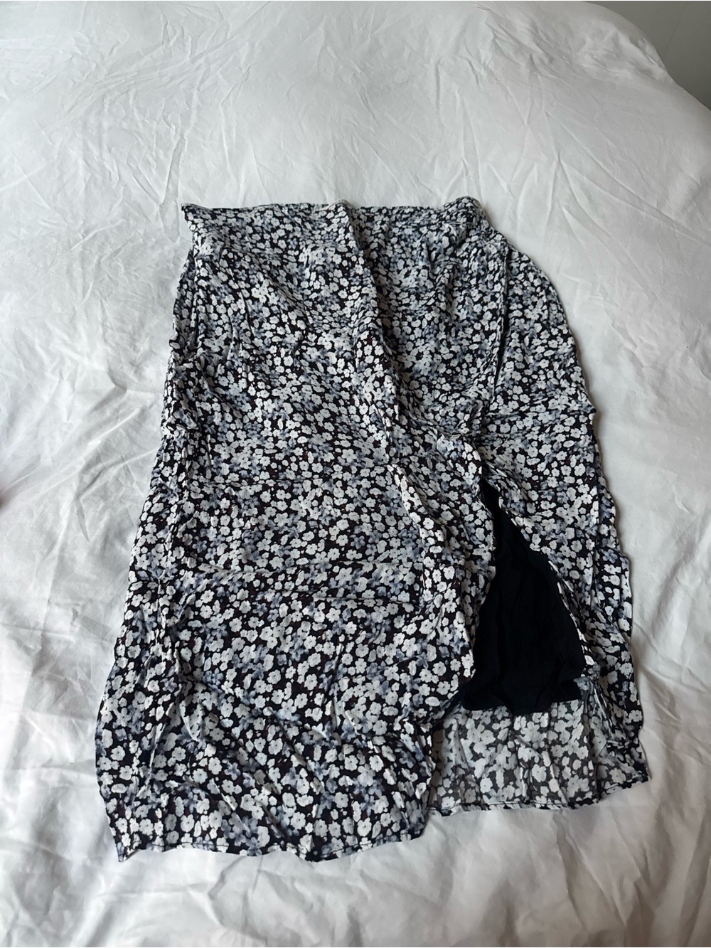 Abercrombie Floral Navy and white skirt